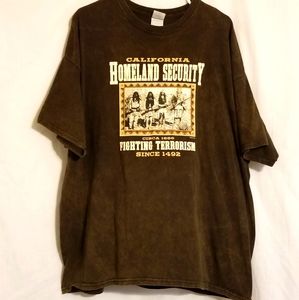 Mens Gildan short sleeve T-shirt